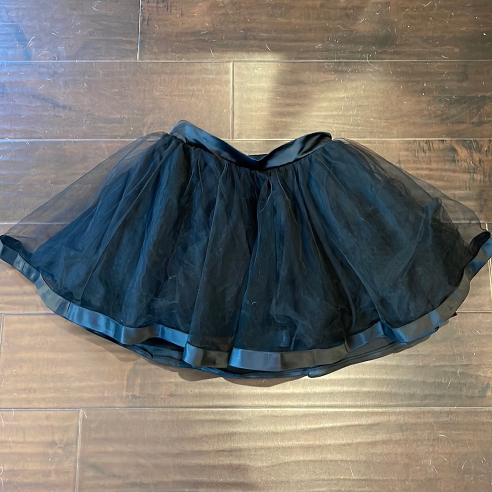 The Tulle Project skirt. Size small Black Tutu